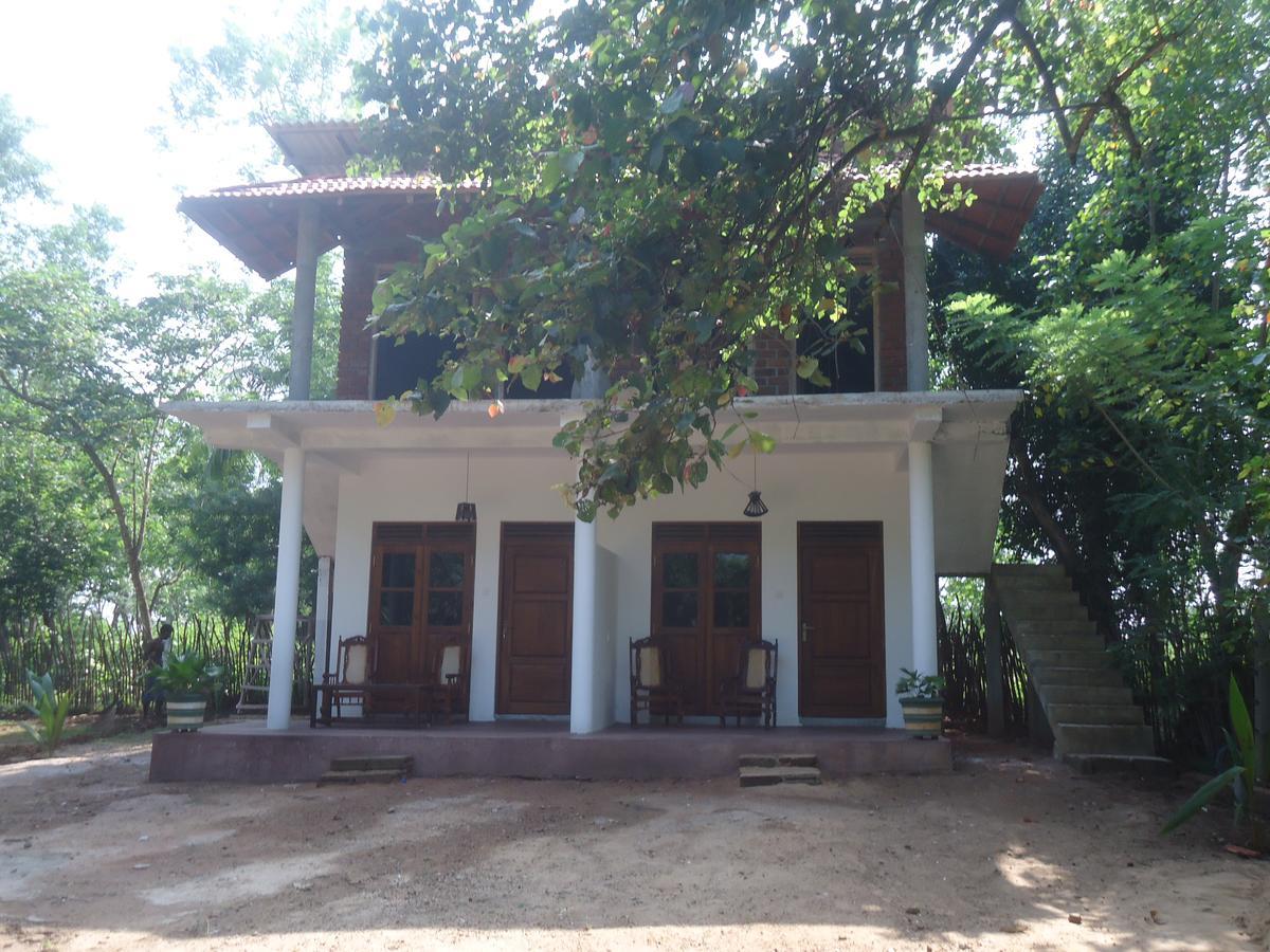 King'S Elephant Cabanas & Restaurant Тангалла Экстерьер фото