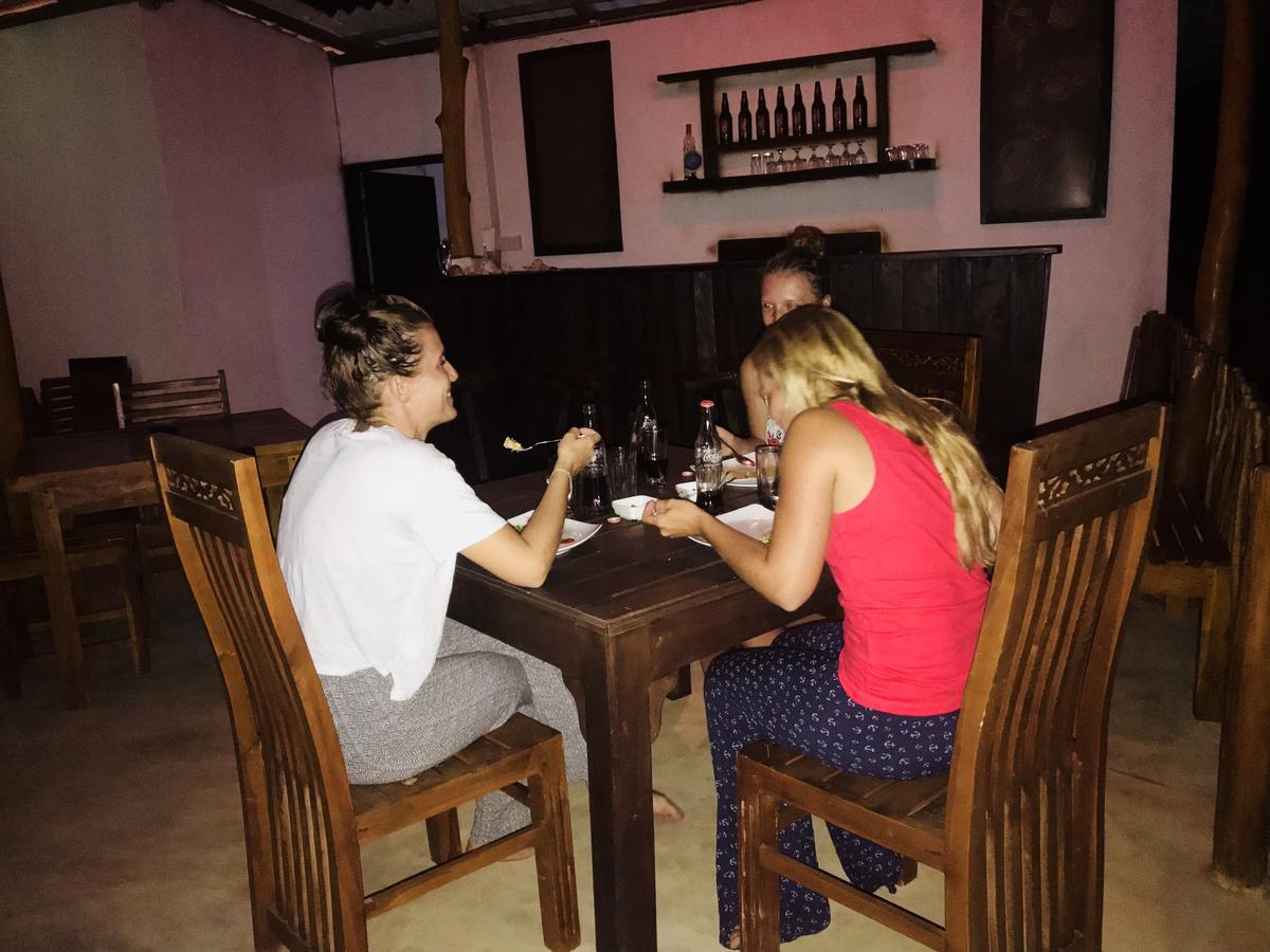 King'S Elephant Cabanas & Restaurant Тангалла Экстерьер фото