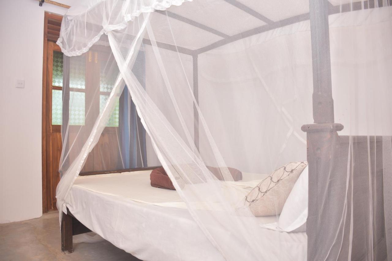 King'S Elephant Cabanas & Restaurant Тангалла Экстерьер фото